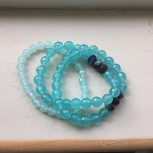 Luminous beaded bracelet